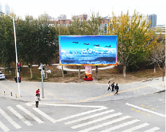 修水户外大屏广告投放要点。